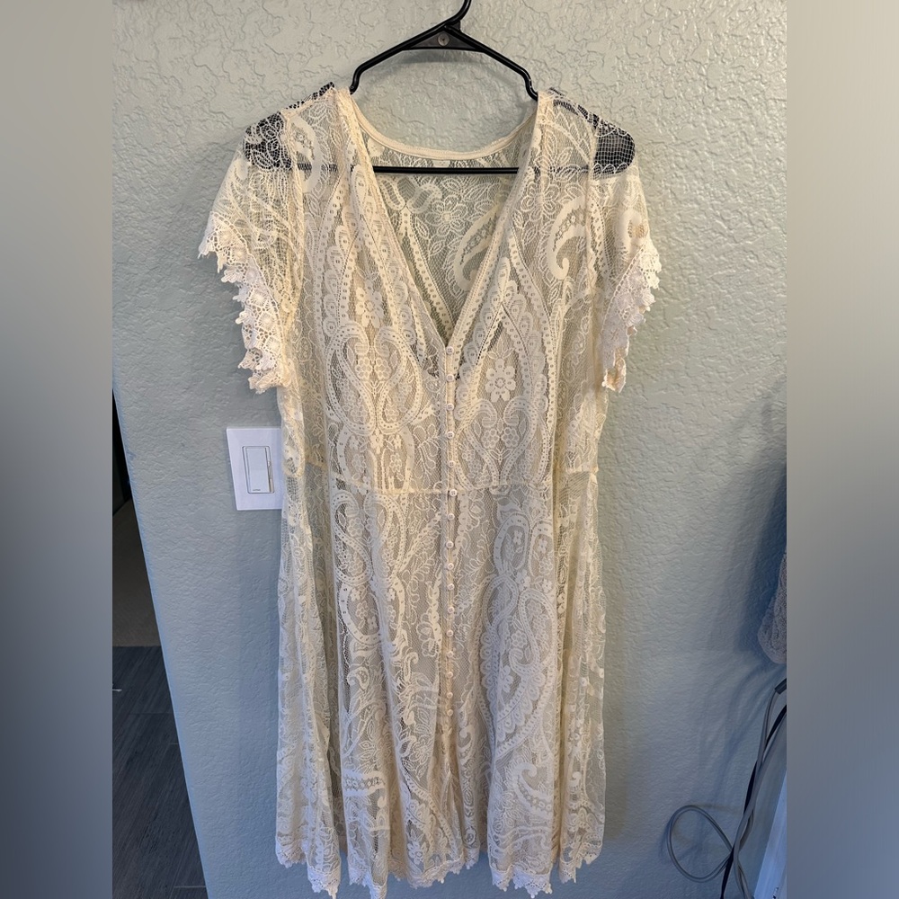 Torrid Off White Lace Dress